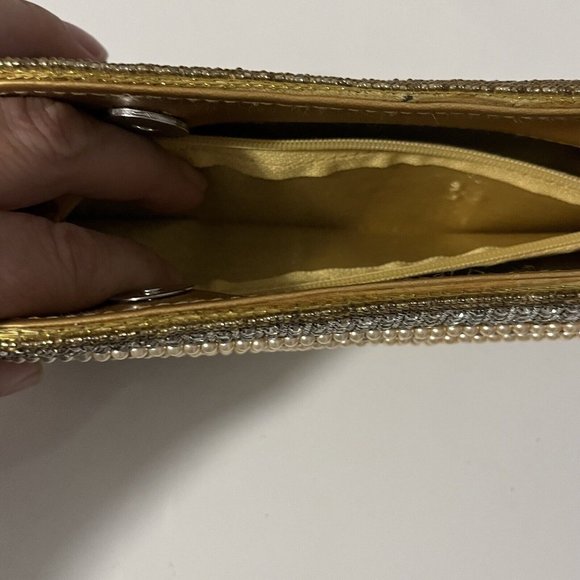 La Regale oval clutch purse evening bag cocktail bag gold with rhinestones - Picture 6 of 10